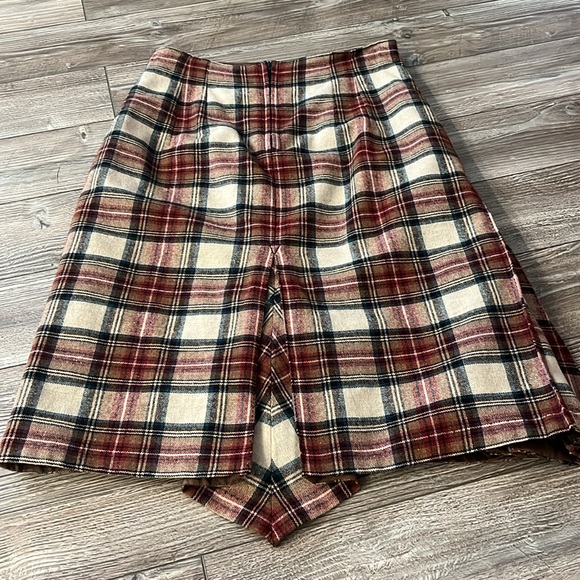 Hand made 100% wool skirt - Picture 5 of 12